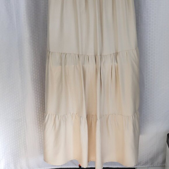 NWT Zesica Size L Tan/cream elastic bodice tiered maxi sundress - Picture 9 of 14